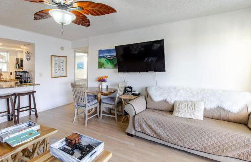 Boathouse Condo, Downtown Destin Harbor, Private Beach Access, Waterfront, on Golf course, Water Taxi pickup - Photo 22