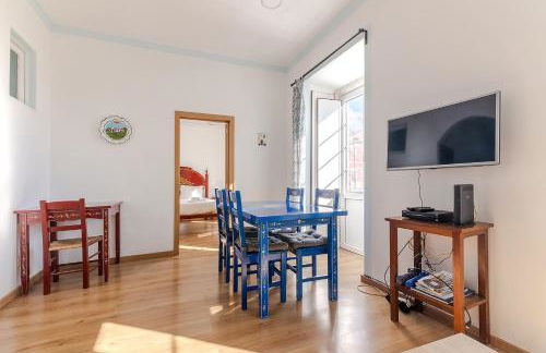 Alfama lisboa 2nd floor amazing river view - Foto 24