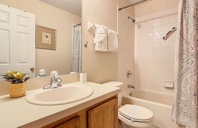 Family Getaway 4BR Townhome by Old Town - Foto 22