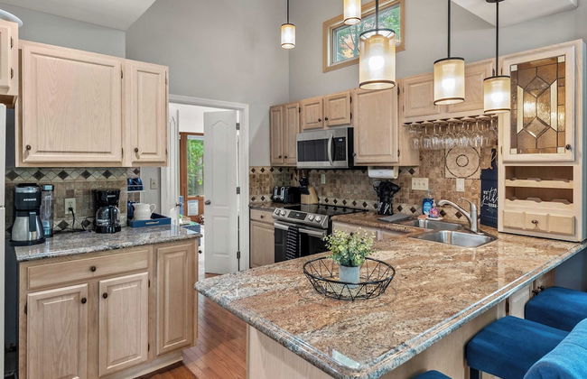 The Boulder Inn by Avantstay Indoor Hot Tub, Game Room, Outdoor Fire Pit - Foto 11