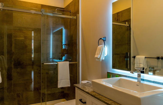 Lake Placid Inn Main Street - Photo 21