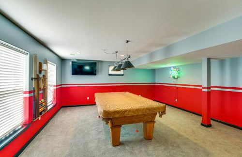 Bar, Pool Table and Yard! Spacious Union Home - Foto 20