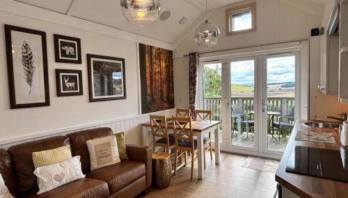 Fox Lodge with Hot Tub - Foto 3