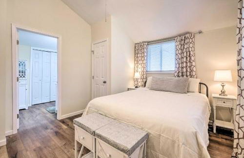 Waterfront Cottage with Private Beach and Deck! - Foto 11