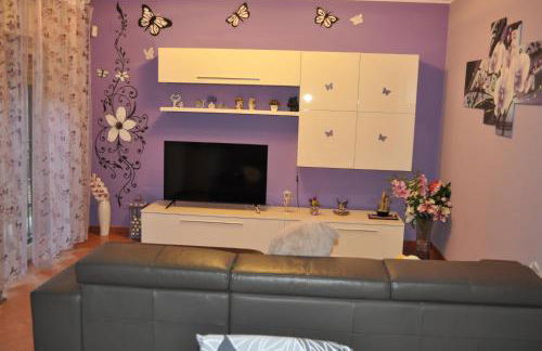 Magnolia House - Photo 1