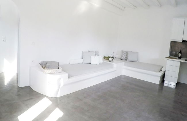 OW Andros - Luxury Suites - Photo 15