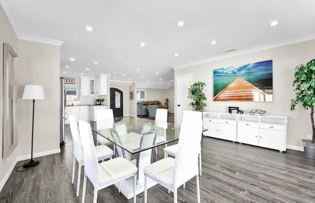 Martha by Avantstay Brand New LA Valley Home - Foto 17