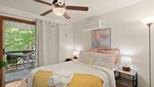 Cozy Mountain Chalet With Hot Tub Outdoor Movie Screen And Fire Place - Foto 2