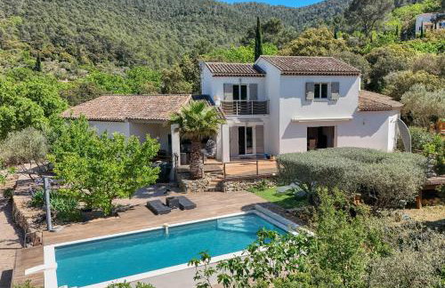 Villa havre de paix avec vue et piscine - Foto 1