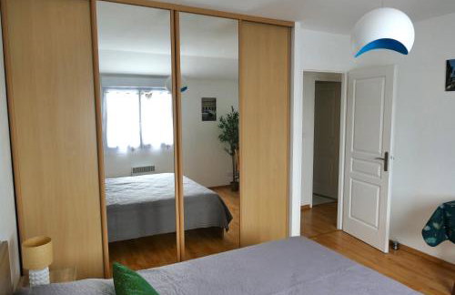 Appartement avec jardin et parking privatif clos - Photo 11
