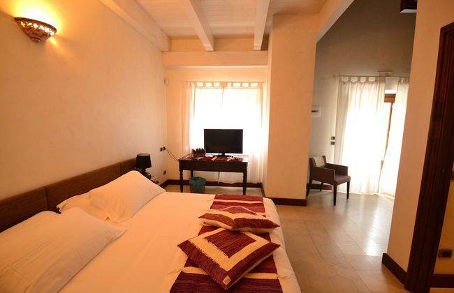 Elegant, Historical Villa with Swimming Pool in Rural Region near Etna - Foto 3