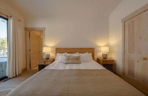 Wilderness Club Nest - Modern Cabin Retreat for 9 with Hot Tub - Foto 50