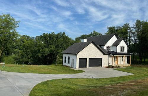 Luxury Home 4B, 3B Sleeps 18 25min to Nashville - Foto 1
