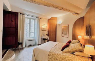 L'élégante - maison de ville avec bains à remous - parking inclus - Foto 3