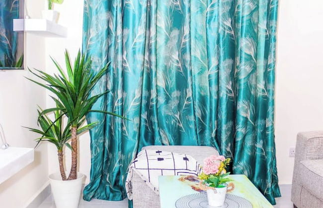 Four Fairlane Jkia Airport Loft - Foto 8