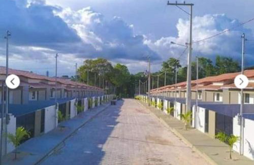 Ideal house for cop 30 - Photo 1