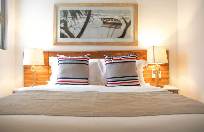 Latitude Luxury Seafront Apartments - Foto 10