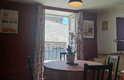 Charmant appartement au cœur des volcans d Auvergne - Photo 7