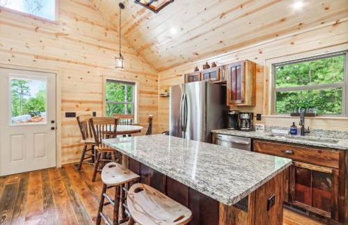 Private Murphy Cabin Rental with Wraparound Porch! - Foto 9