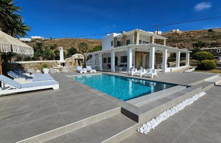Villa "Kalli" with private pool - beachfront - Kalo Livadi - Foto 2