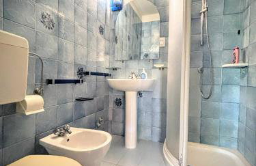 Due Passi dal Mare - Private Garden and Free Parking - Foto 17