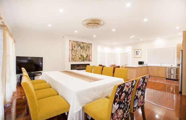 The Art House - Photo 1