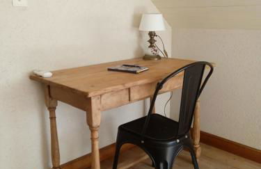 Gite meublé avec étang en lisière de forêt. - Photo 32