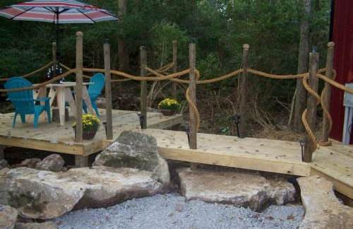 Secluded Sedona Tiny House in Woods Near Lake | Fire Pit, Hammocks, Full Kitchen & Breakfast - Foto 59