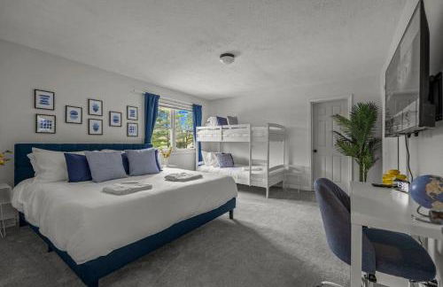 Zestlife-LuxuryEscape-ThemedRooms-Pool-GameRoom - Foto 52