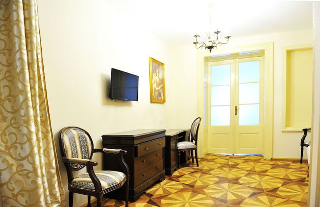 Safrano Palace - Photo 33