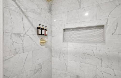 Relaxing Texas Retreat 4BR w Pool & Dream Kitchen - Foto 21