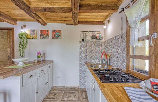 Rural House With Wellness - Photo 9