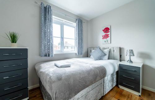 Spacious 6BDR House By Hyped Properties Short Term Rental Agency With Free Parking Bilston - Foto 38