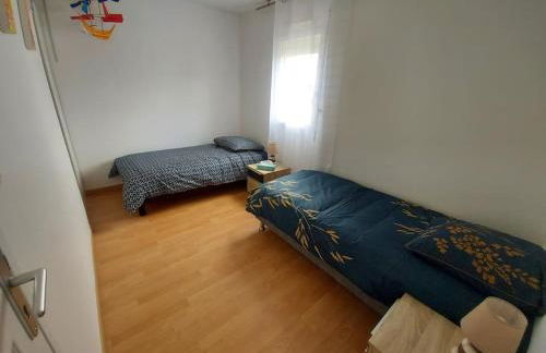 Maison lumineuse, quartier calme, proche mer, 8 personnes - Foto 3