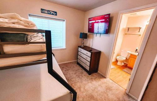 Palmer Lake near AF Academy Pet Friendly King Bed 4 TVs - Foto 5