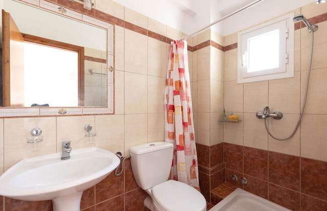 Dora Pool Studios by Konnect, 150m from the Beach - Photo 7