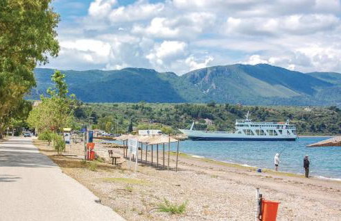 Two-Bedroom Holiday Home In Livanates - Foto 30