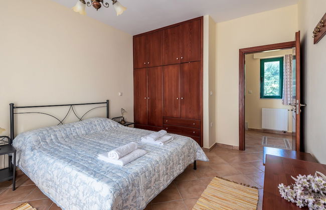 Anemos Villa in Salakos - Photo 7