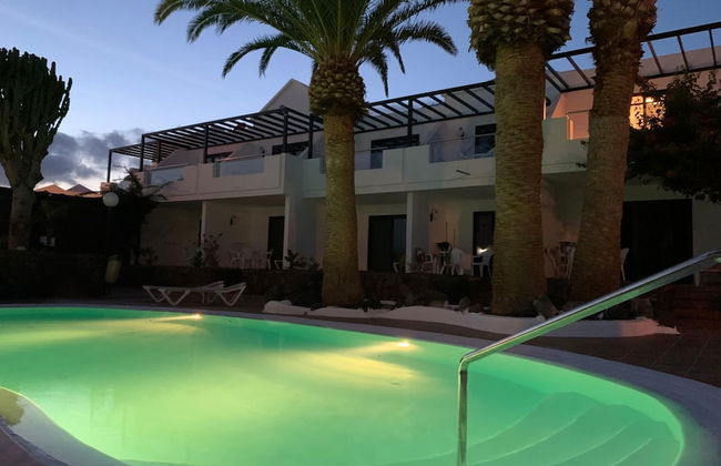 Apartamentos Los Tulipanes - Photo 53