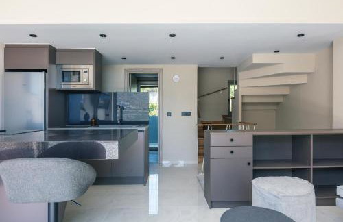 Isla Villas & Suites - Photo 42