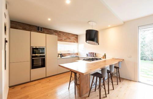 GuestHost- Exclusive Villa with Private Garden - Foto 6