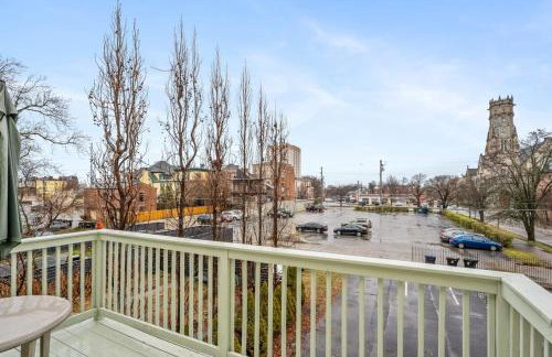 Vibrant Home: Historic Charm Perfect Location - Foto 32