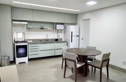 Estúdio com Quarto Privativo, TV e Cama Super King - Foto 29