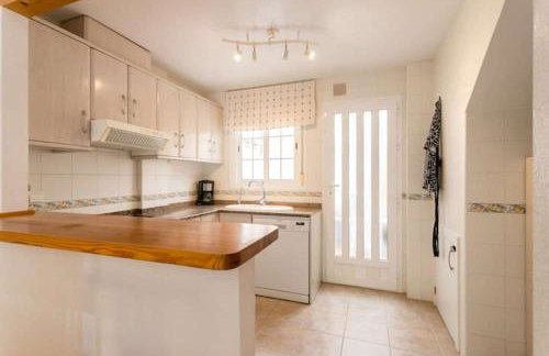 Casa vacacional con patio y piscina R78 by Novadesta - Foto 20