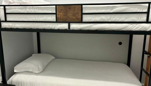 Collect3 2BR 1BA Close to Train and NYC - Foto 3