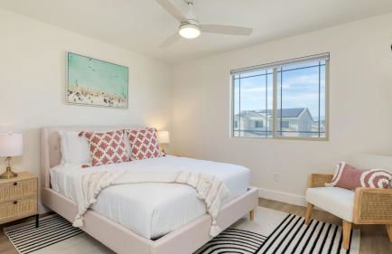 Desert Eden by Avantstay 6BR w/ Ensuite Backyard Oasis w/ Pool & Hot Tub! - Foto 50