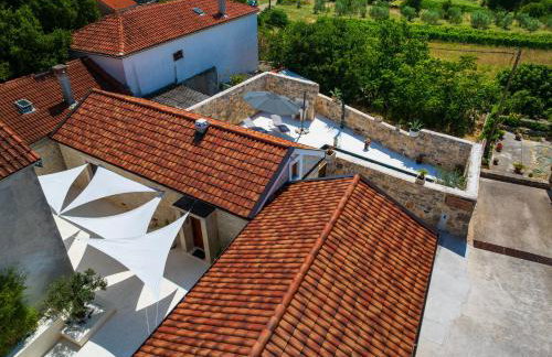 Cortile House - Photo 41