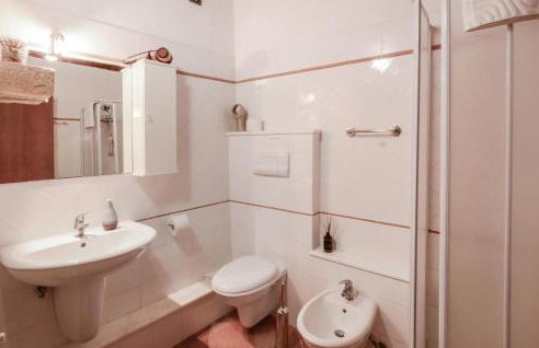 Pet Friendly Apartment In Montecastelli Pisano - Foto 21