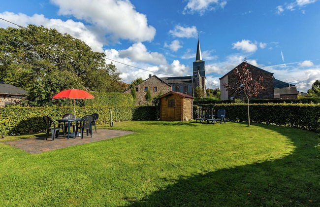 La Roche Cozy Forest Escape - Photo 18