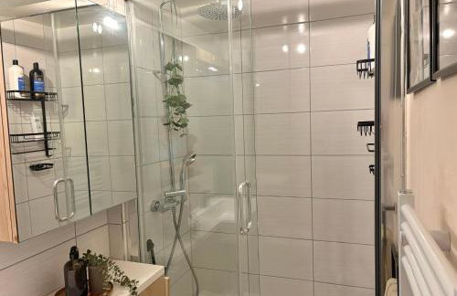 2 Bed Cottage near Sheffield and M1 - Foto 17